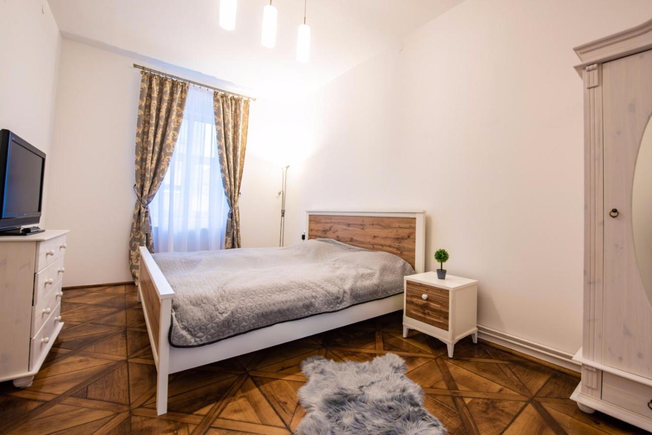 Apartment Amalia Sibiu Ngoại thất bức ảnh